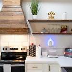 Esplanade Magic 5 Just Minutes By Uber Or Car To French Quarter And 5 Mins From Superdome