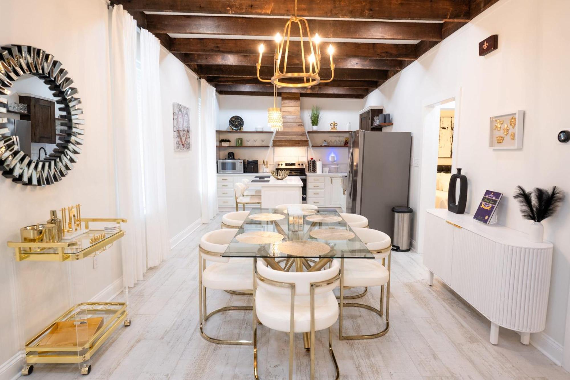 Esplanade Magic 5 Just Minutes By Uber Or Car To French Quarter And 5 Mins From Superdome *
