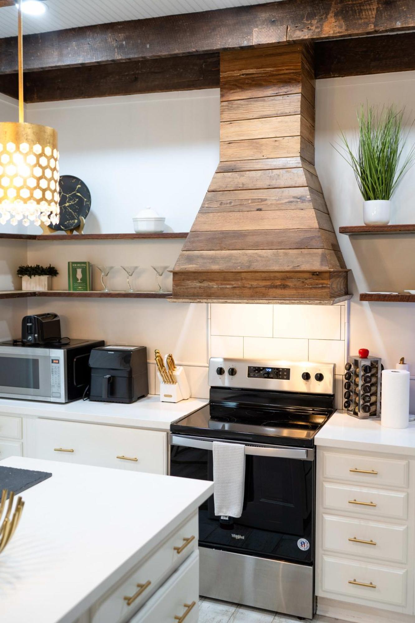 Esplanade Magic 5 Just Minutes By Uber Or Car To French Quarter And 5 Mins From Superdome