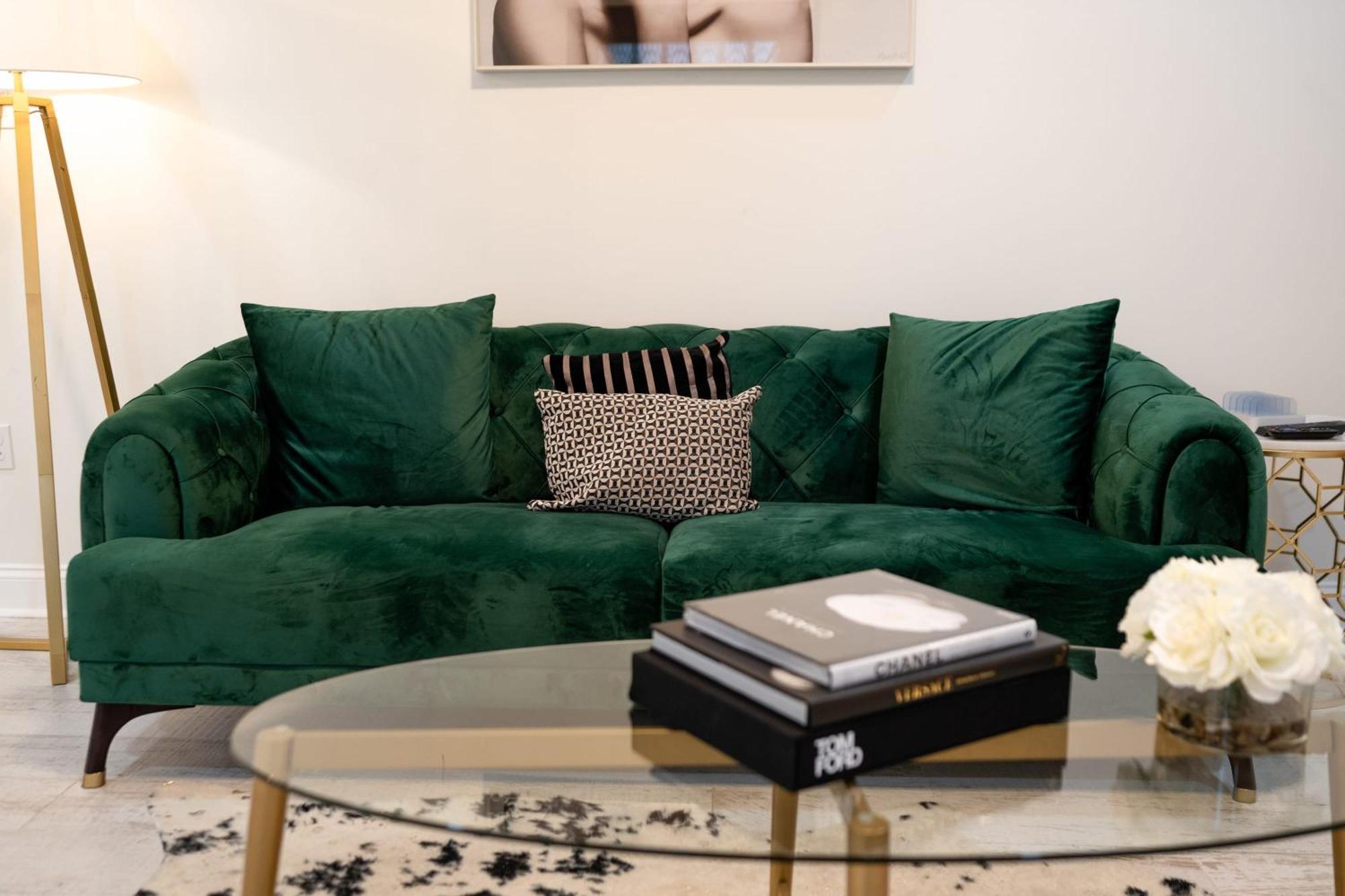 Esplanade Magic 5 Just Minutes By Uber Or Car To French Quarter And 5 Mins From Superdome Holiday home *